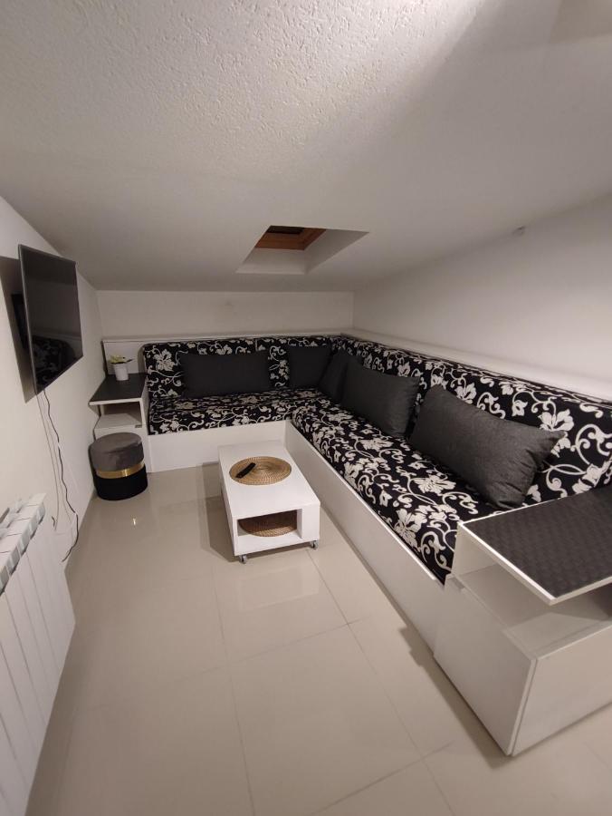 Apartmani Vijecnica SJJ Exterior foto