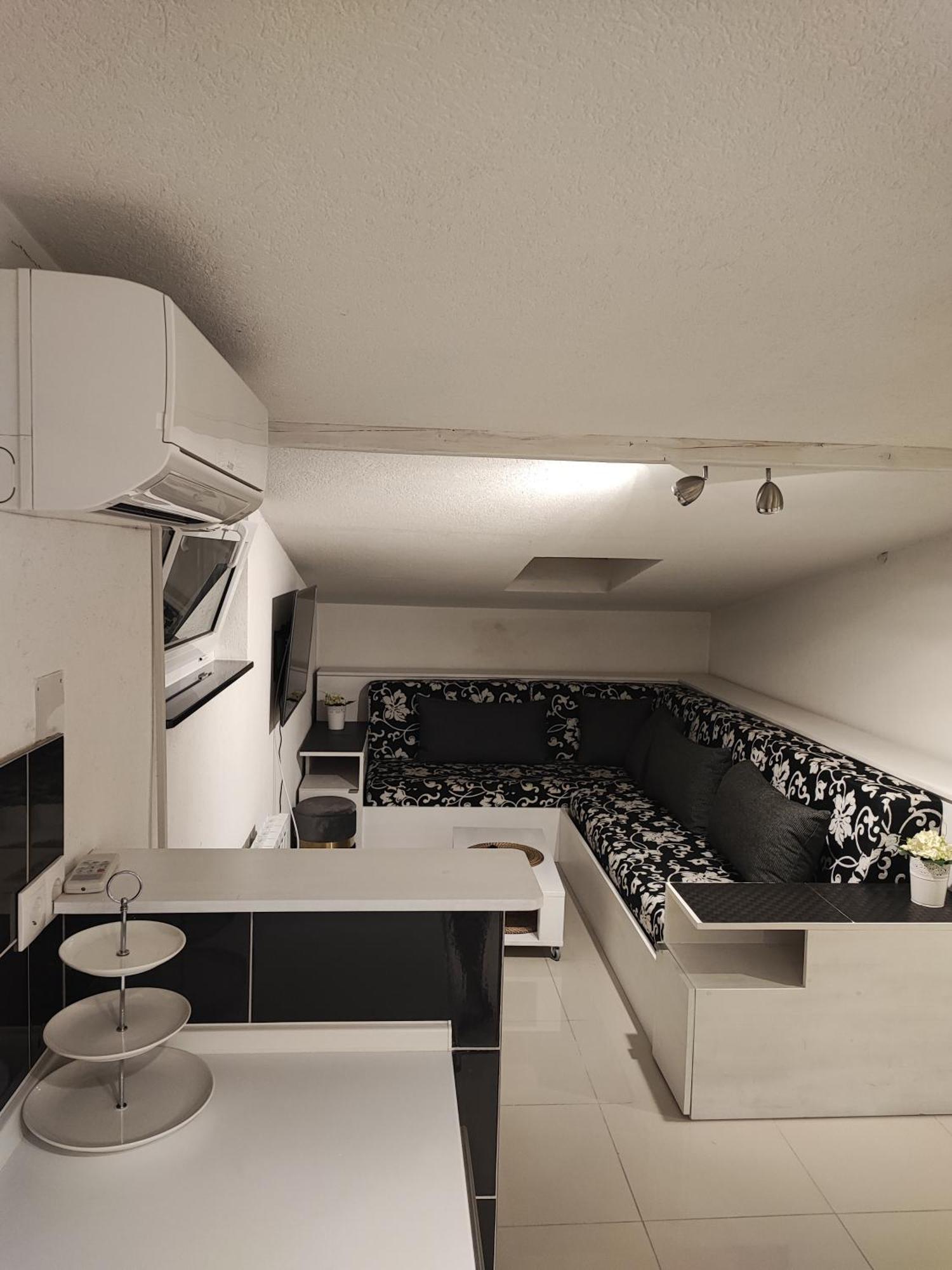 Apartmani Vijecnica SJJ Exterior foto